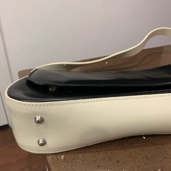 Tiffany & Fred Black and Cream Shoulder Bag - Picture 3 of 7